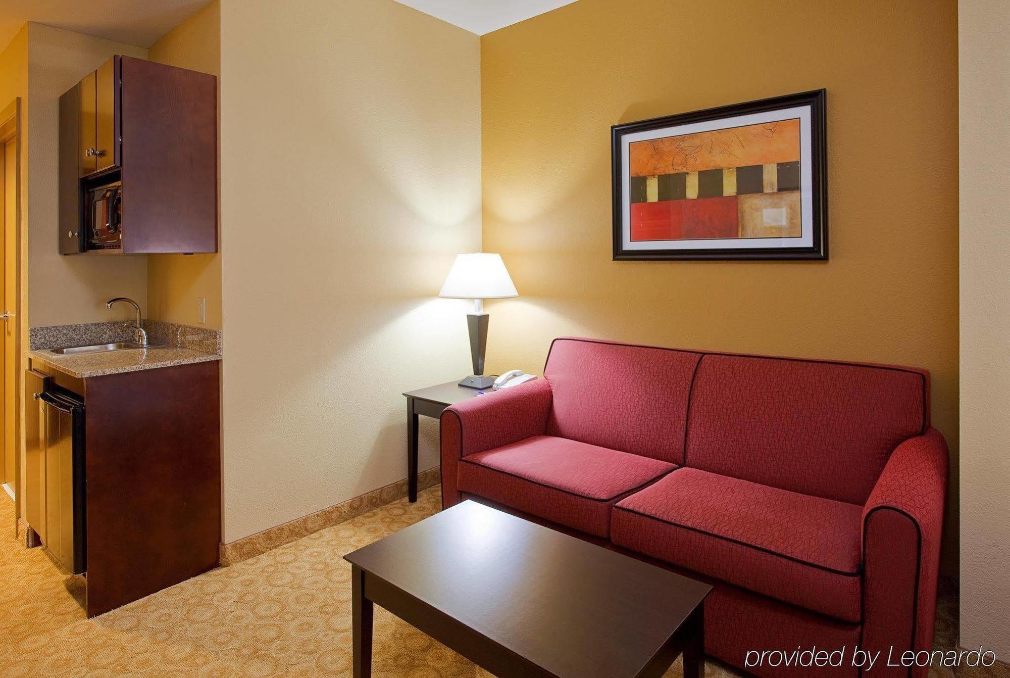 Holiday Inn Express Hotel & Suites Pensacola-West Navy Base By Ihg Beach Haven Rum bild
