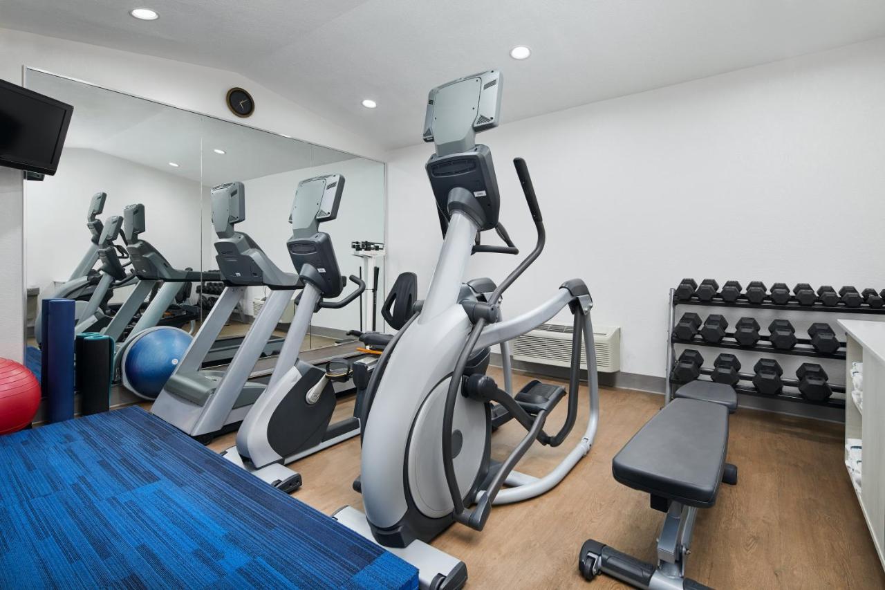 Holiday Inn Express Hotel & Suites Pensacola-West Navy Base By Ihg Beach Haven Exteriör bild