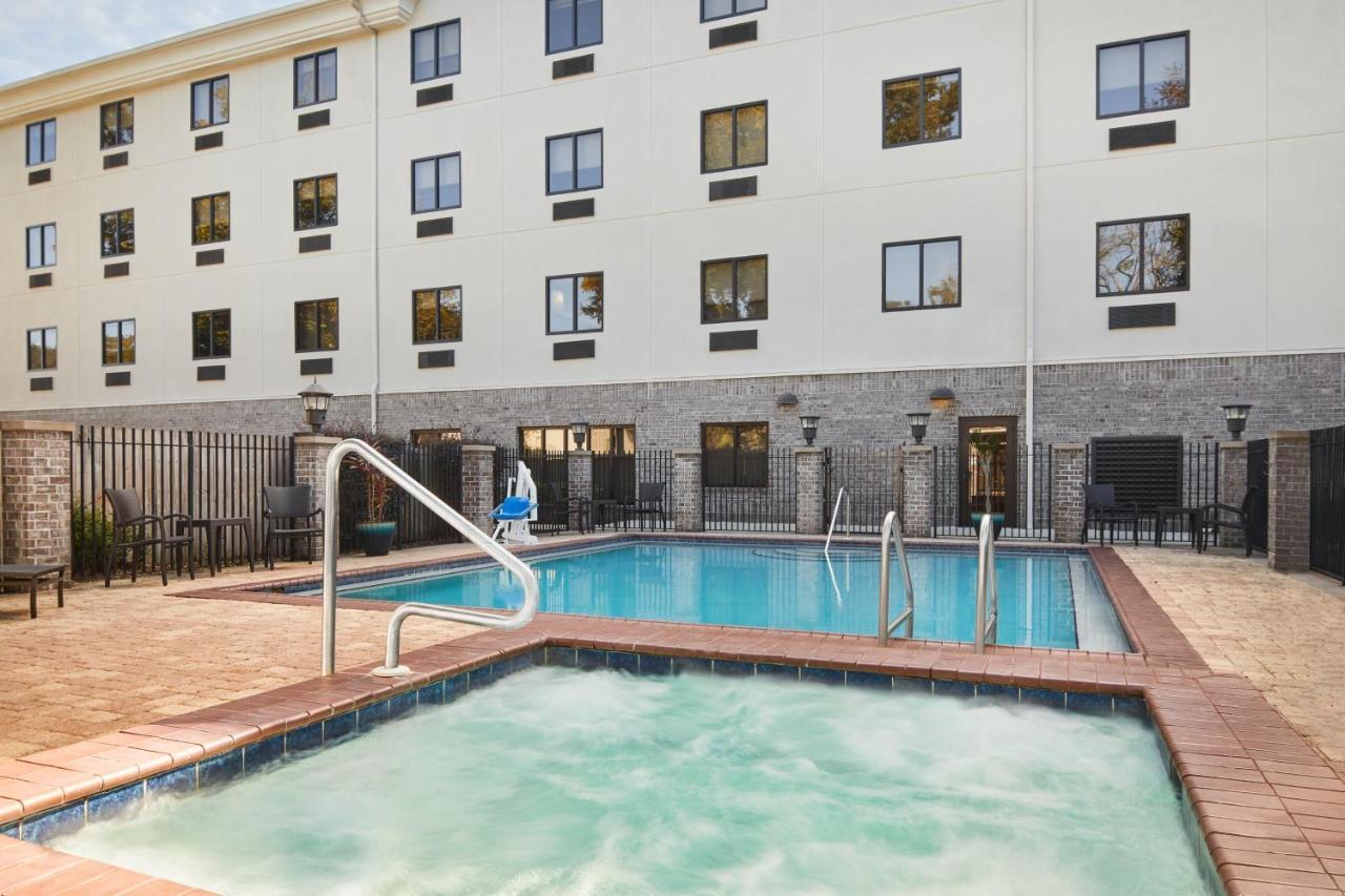 Holiday Inn Express Hotel & Suites Pensacola-West Navy Base By Ihg Beach Haven Exteriör bild