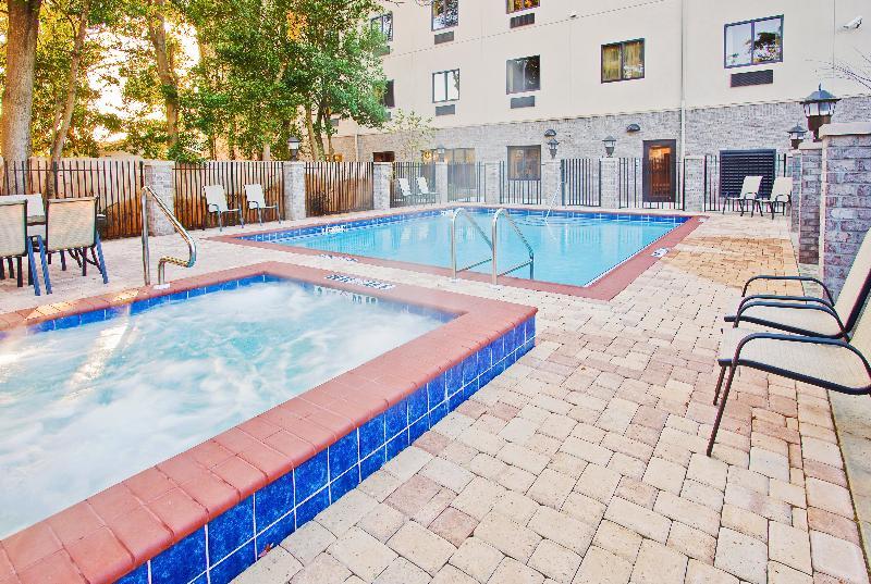 Holiday Inn Express Hotel & Suites Pensacola-West Navy Base By Ihg Beach Haven Exteriör bild